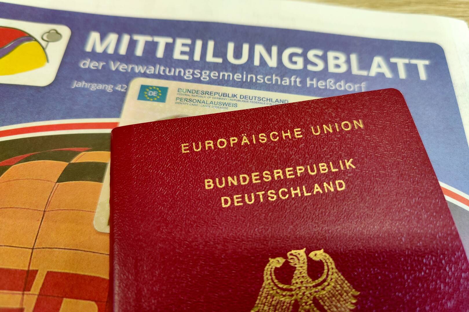 Was Brauche Ich Für Den Neuen Personalausweis Neuerung bei Personalausweis und Reisepass: Ab Mai auch Direktversand