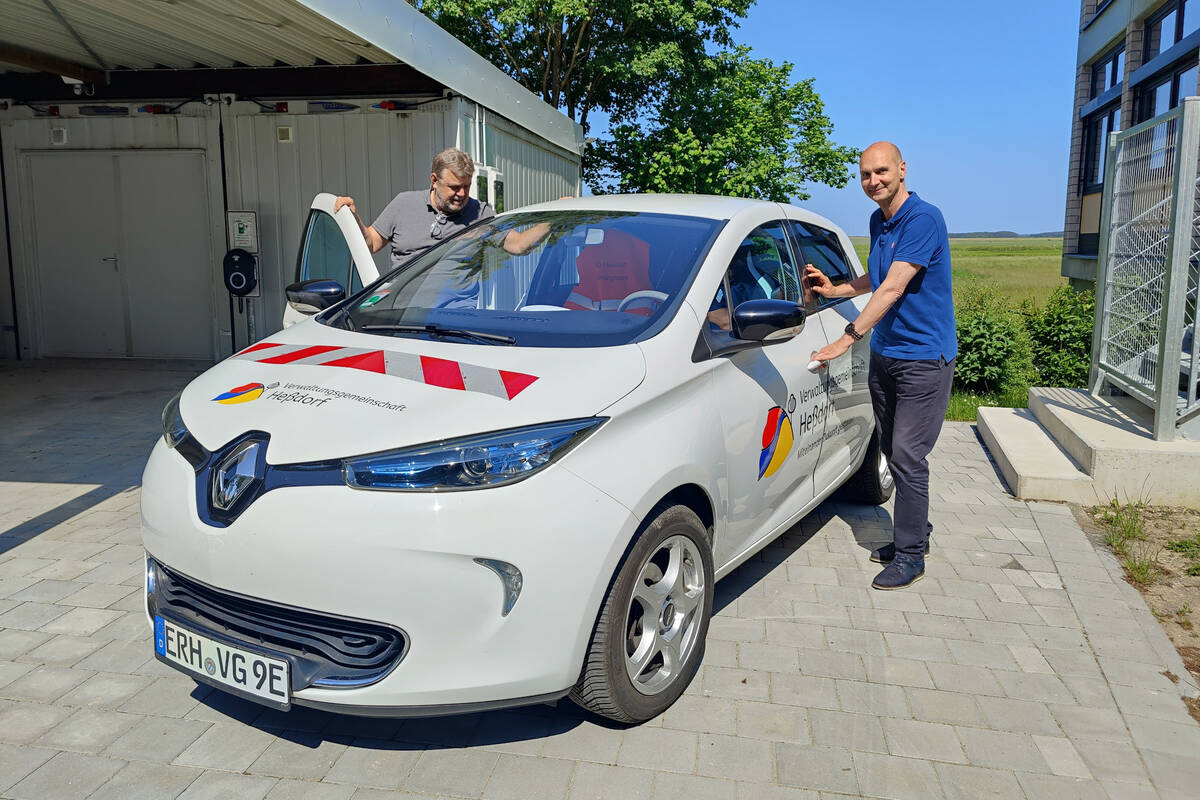 Elektro-Dienstwagen Renault Zoe der VG Heßdorf - Übergabe