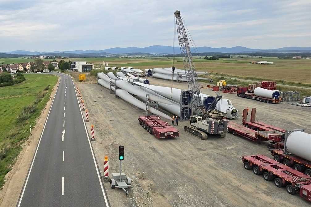 Schwertransporte Rotorblätter Windkraftanlagen
